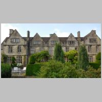 Rodmarton (Gloucestershire), Rodmarton Manor (Ernest Barnsley 1909-29), photo by Jacques Lasserre,2.jpg
